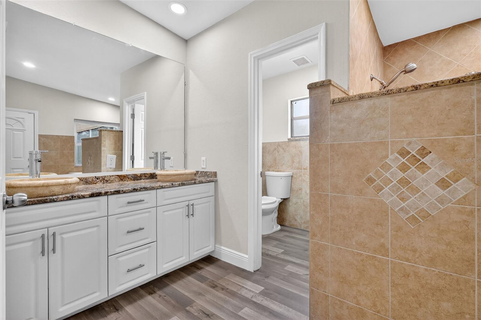 Image 25 of 60 For 11320 Partridge Drive