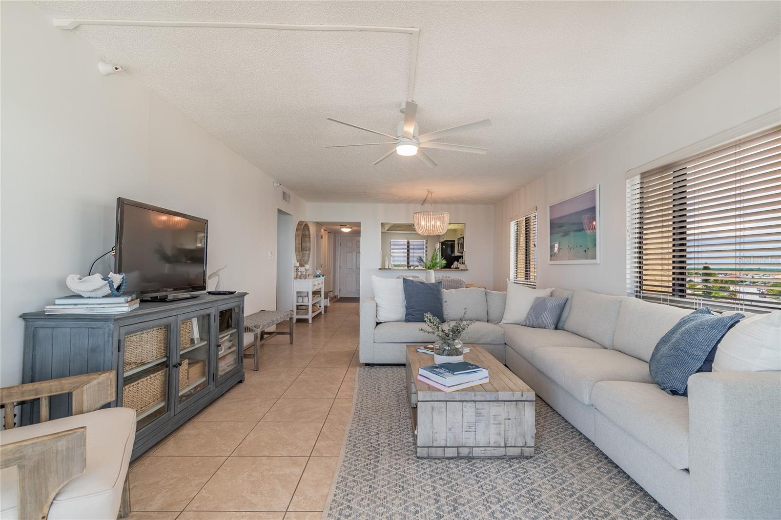 Image 23 of 45 For 15000 Gulf Boulevard 901