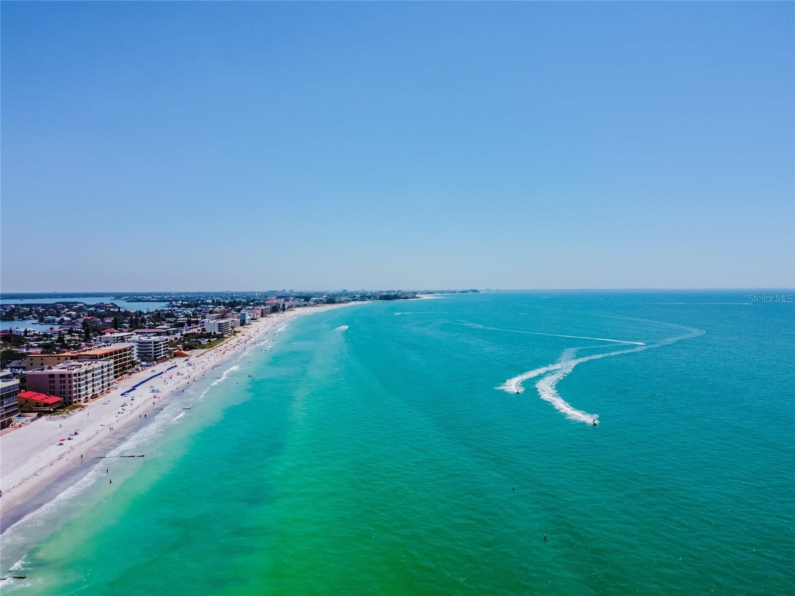 Image 33 of 45 For 15000 Gulf Boulevard 901