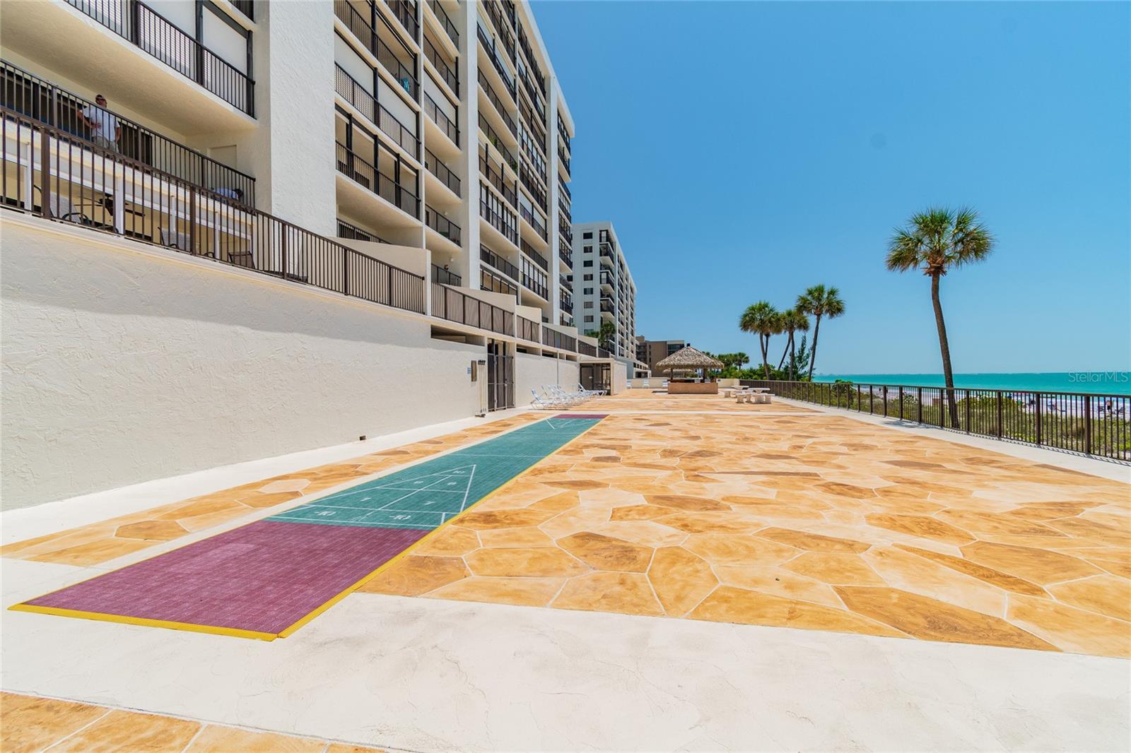 Image 38 of 45 For 15000 Gulf Boulevard 901