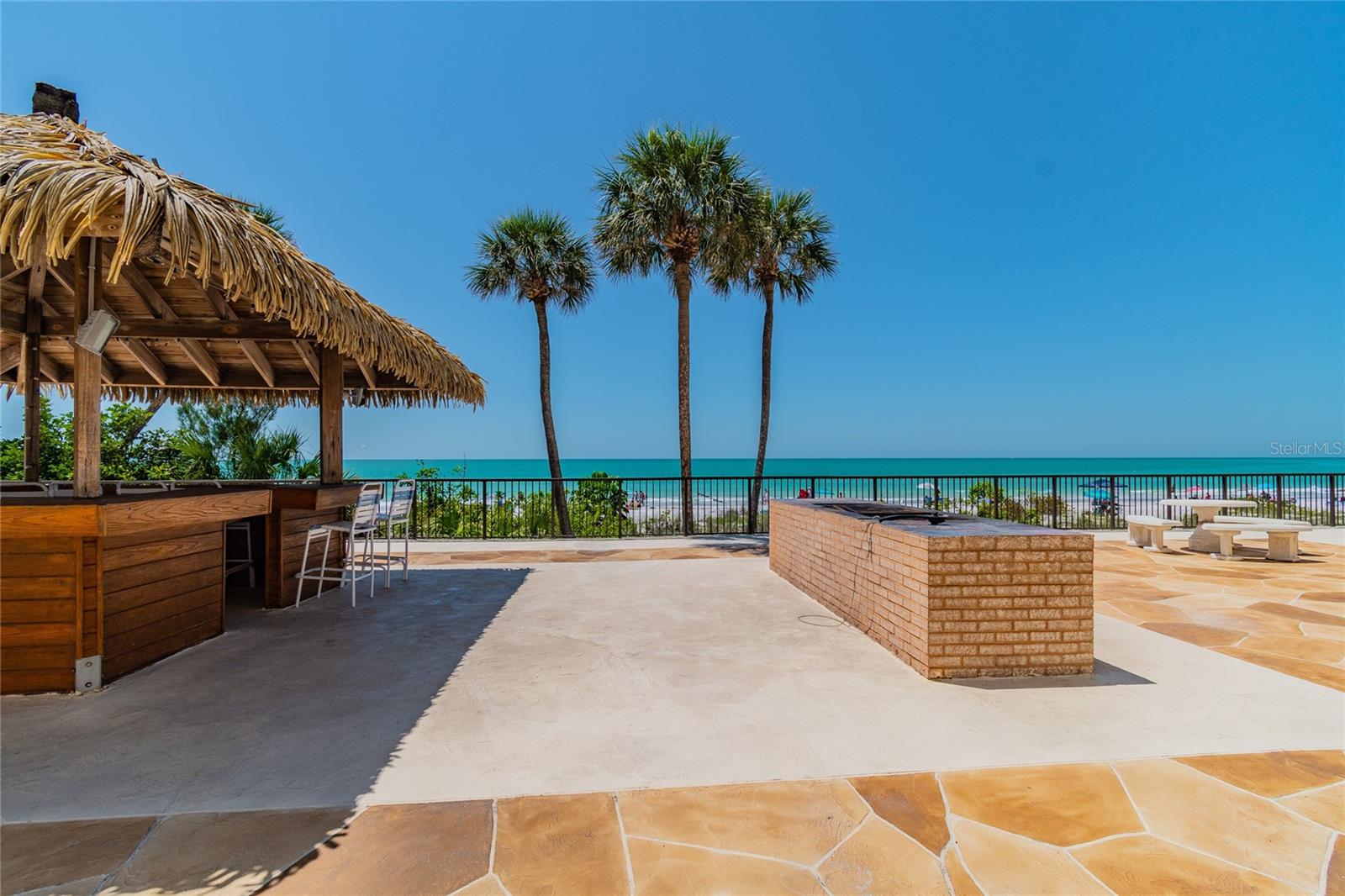 Image 40 of 45 For 15000 Gulf Boulevard 901