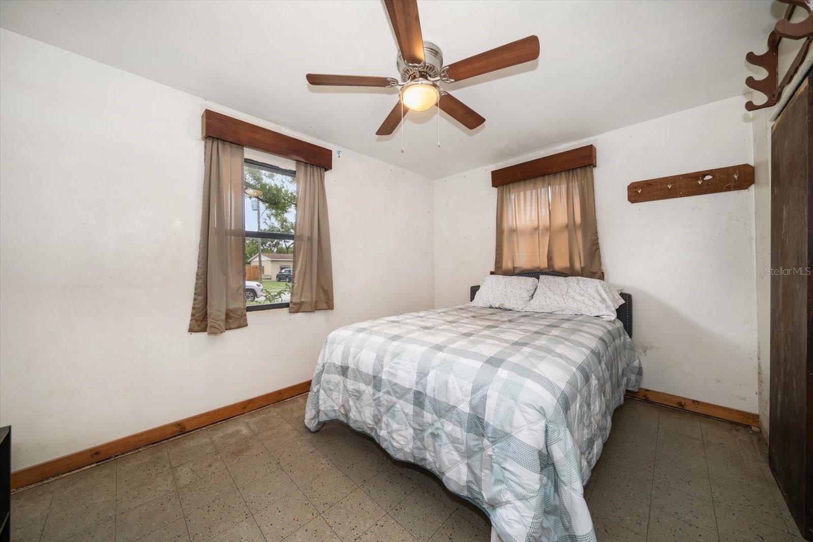 Image 17 of 25 For 4650 87th Terrace N