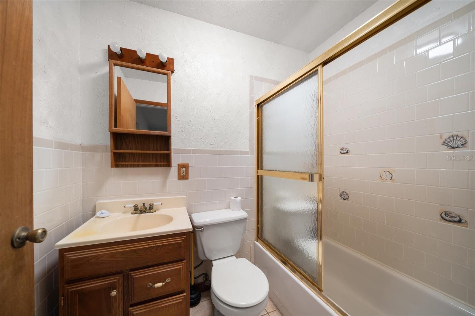 Image 21 of 25 For 4650 87th Terrace N