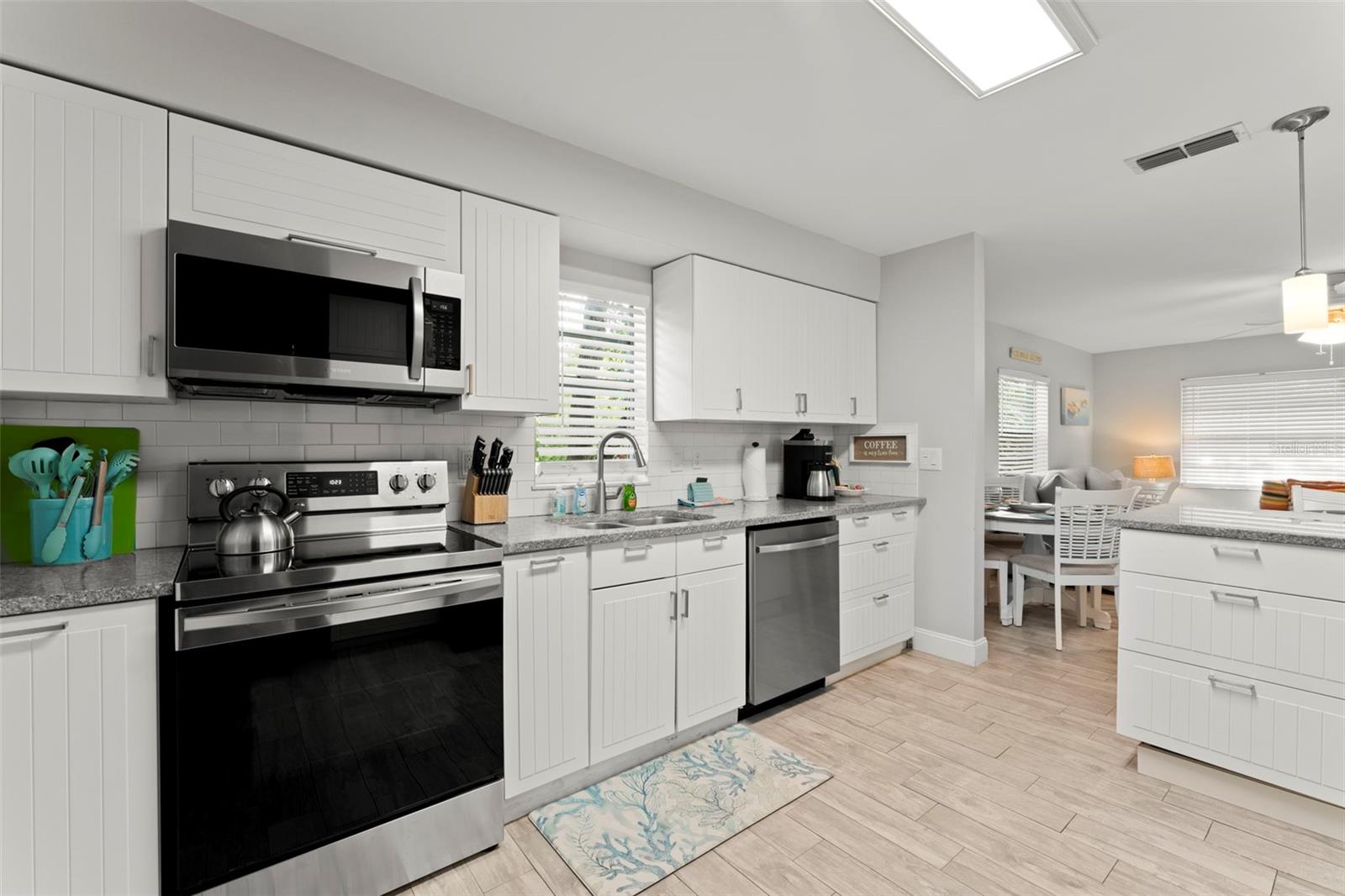 Image 9 of 54 For 328 Pershing Street