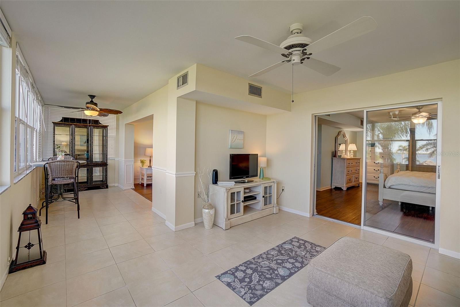 Image 12 of 69 For 5108 Brittany Drive S 205