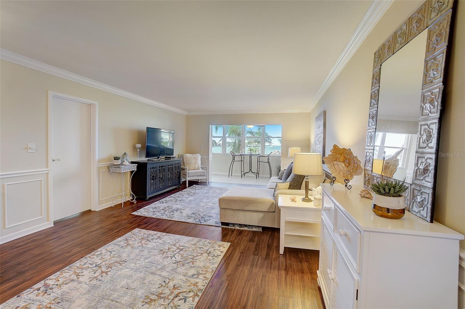 Image 4 of 69 For 5108 Brittany Drive S 205
