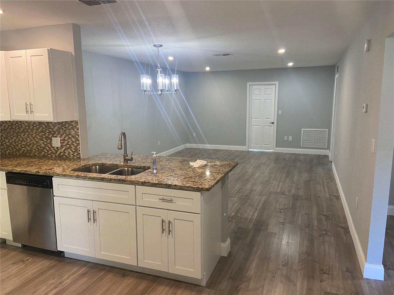 Image 3 of 18 For 2160 Corbin Place C