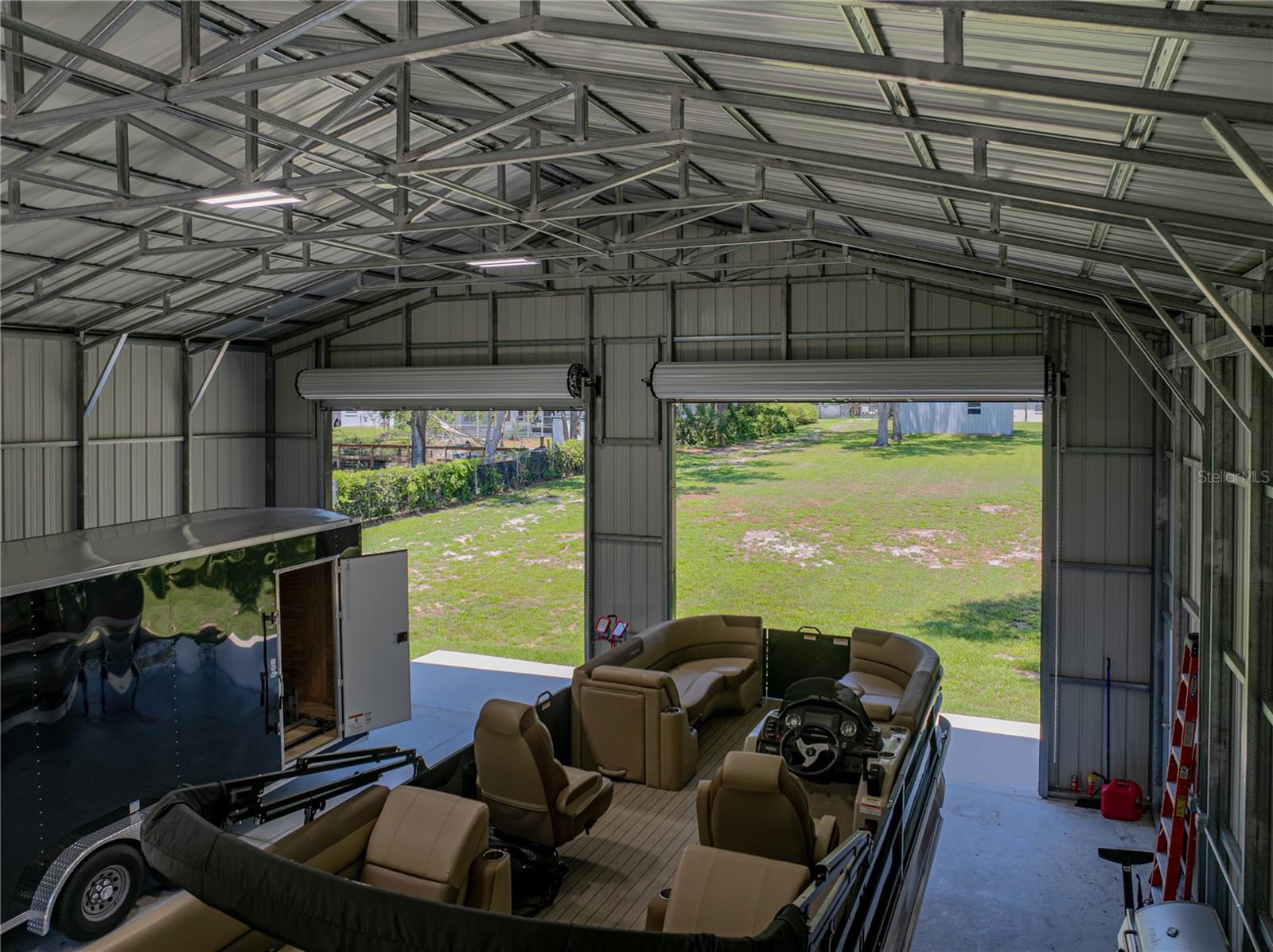 Listing photo id 53 for 5926 Frontier Drive