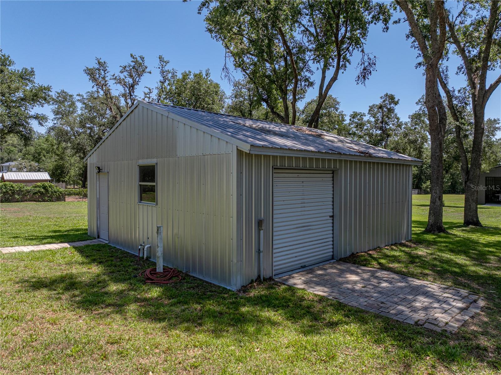 Listing photo id 61 for 5926 Frontier Drive
