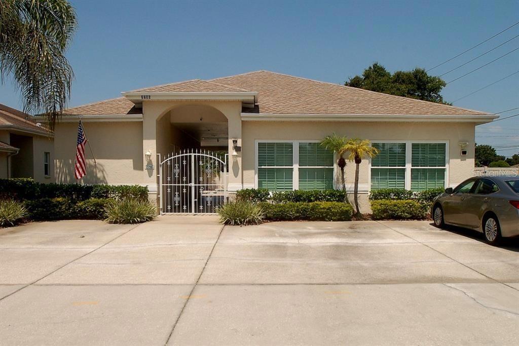 Listing photo id 22 for 2784 Alexander Drive