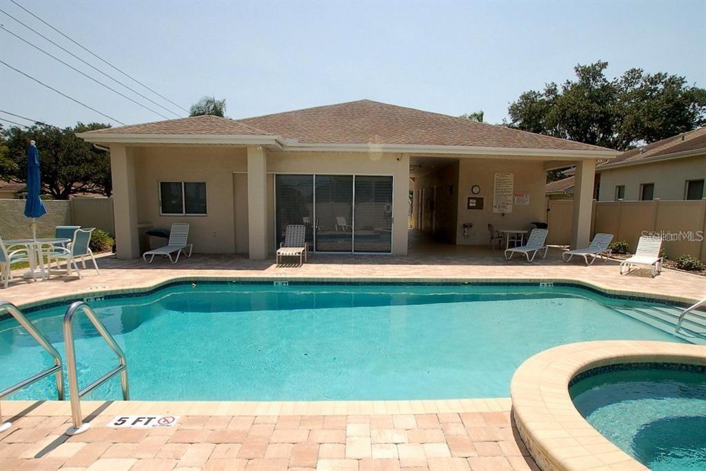 Listing photo id 26 for 2784 Alexander Drive