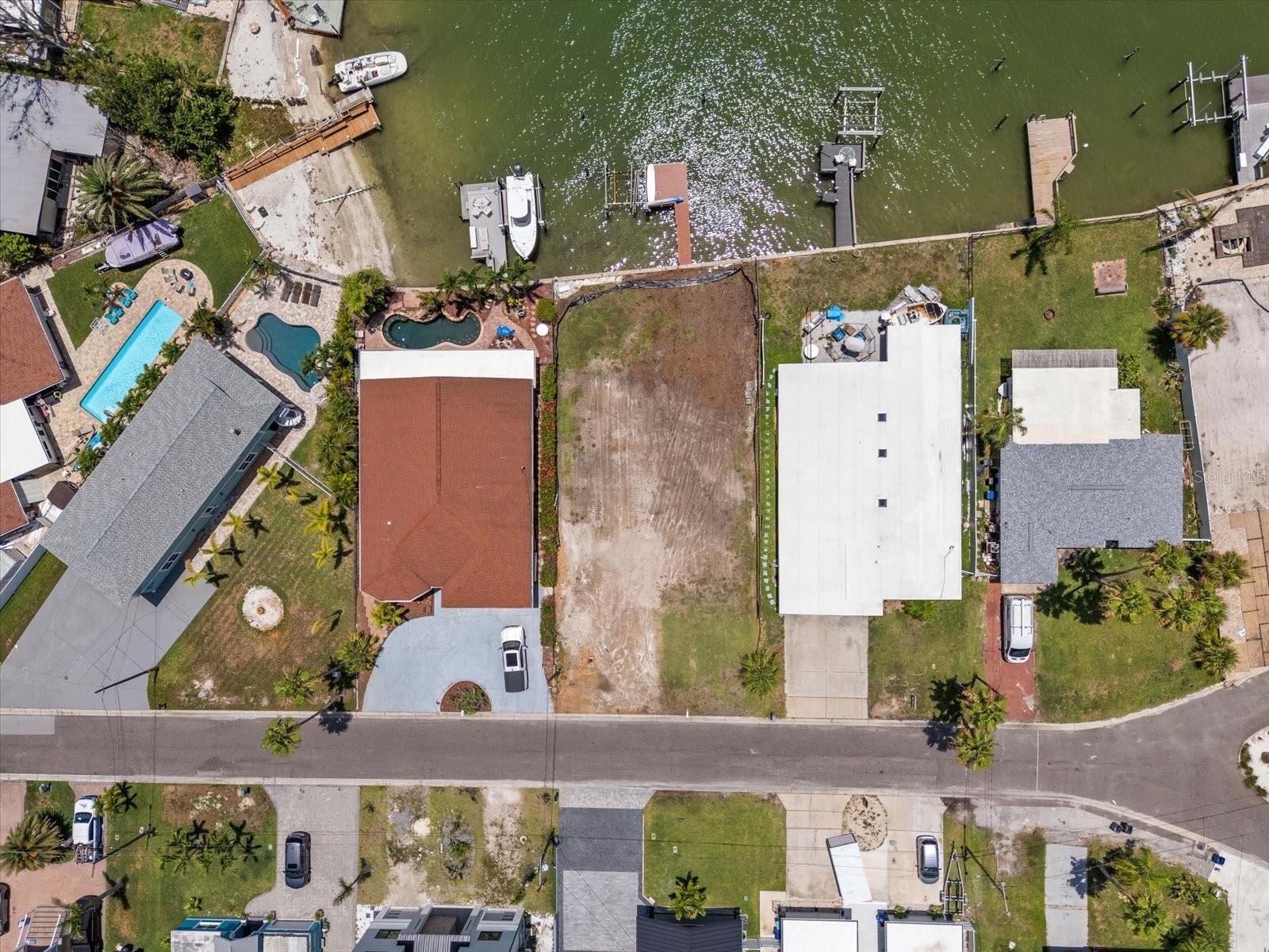 Image 6 of 10 For 16106 5th Street E