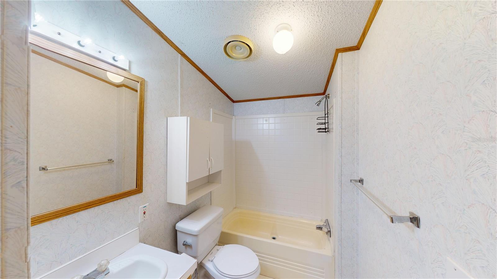 Image 14 of 25 For 5824 Coventry Drive