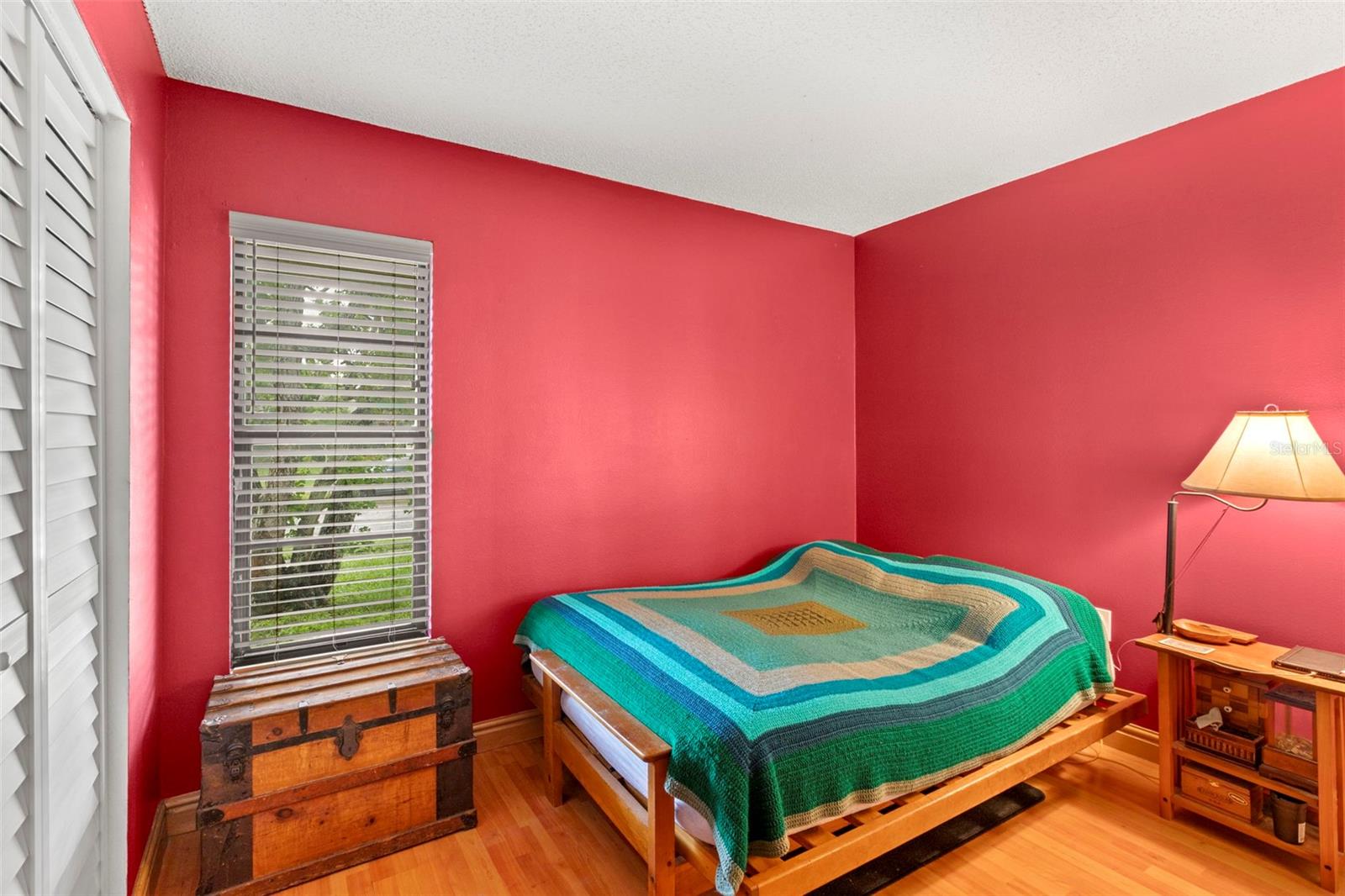 Listing photo id 23 for 1237 Greenlea Drive