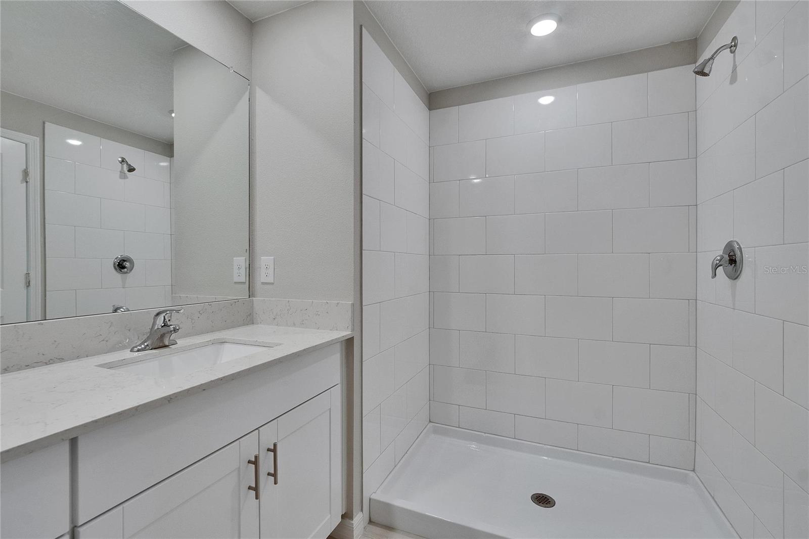 Image 14 of 35 For 13187 Palmerston Road