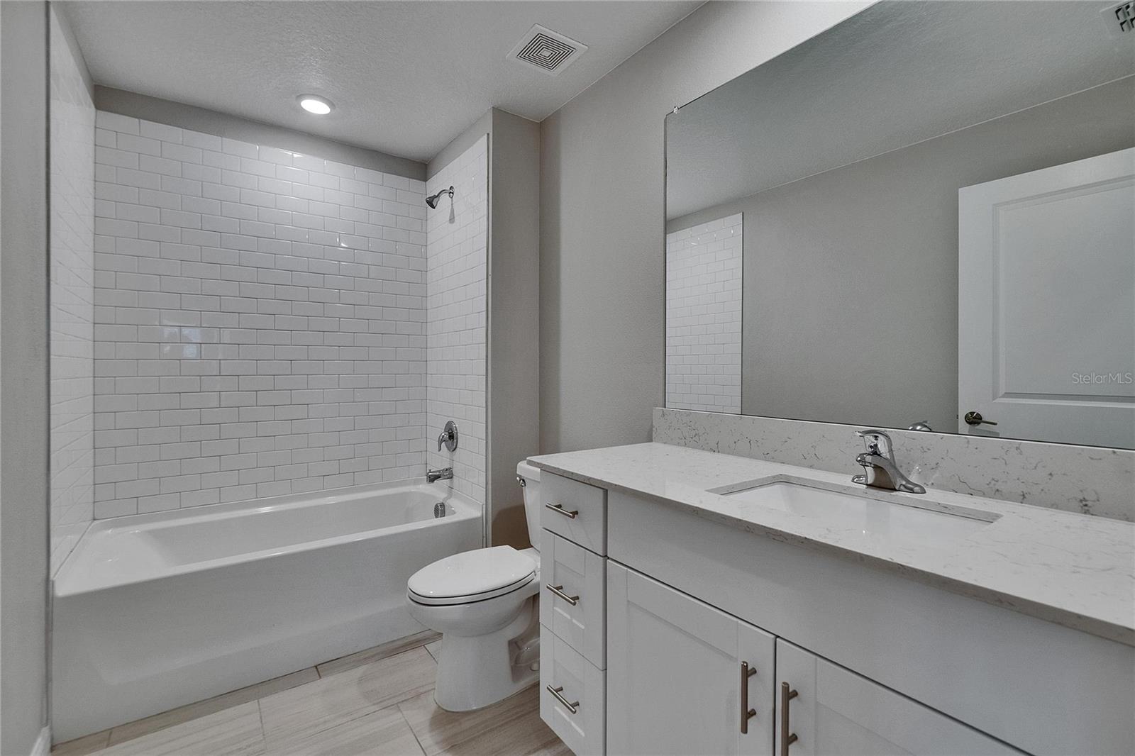 Image 22 of 35 For 13187 Palmerston Road