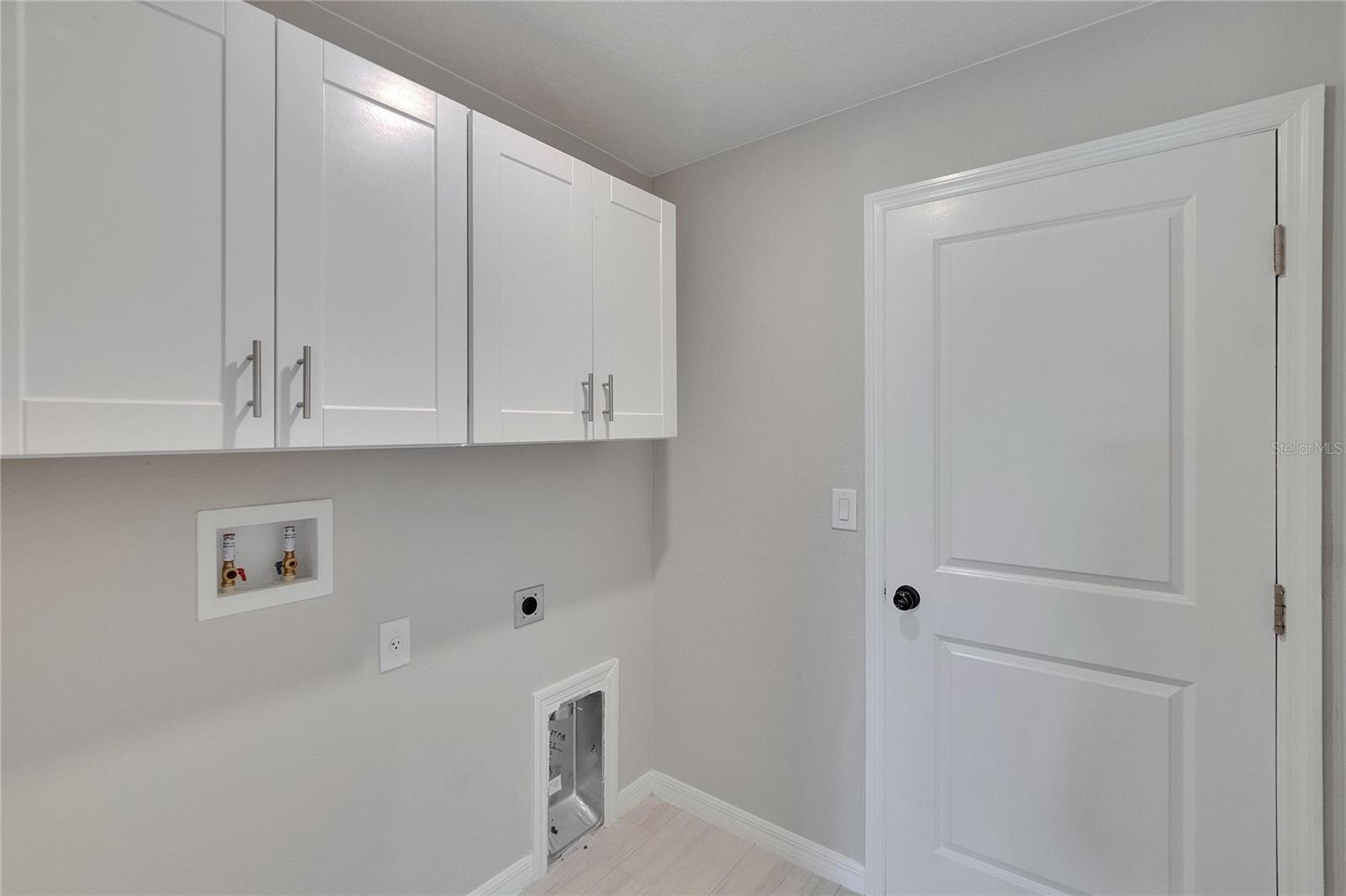 Image 9 of 35 For 13187 Palmerston Road