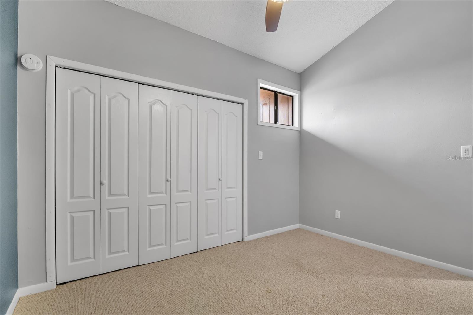 Image 16 of 33 For 1038 Michigan Street B