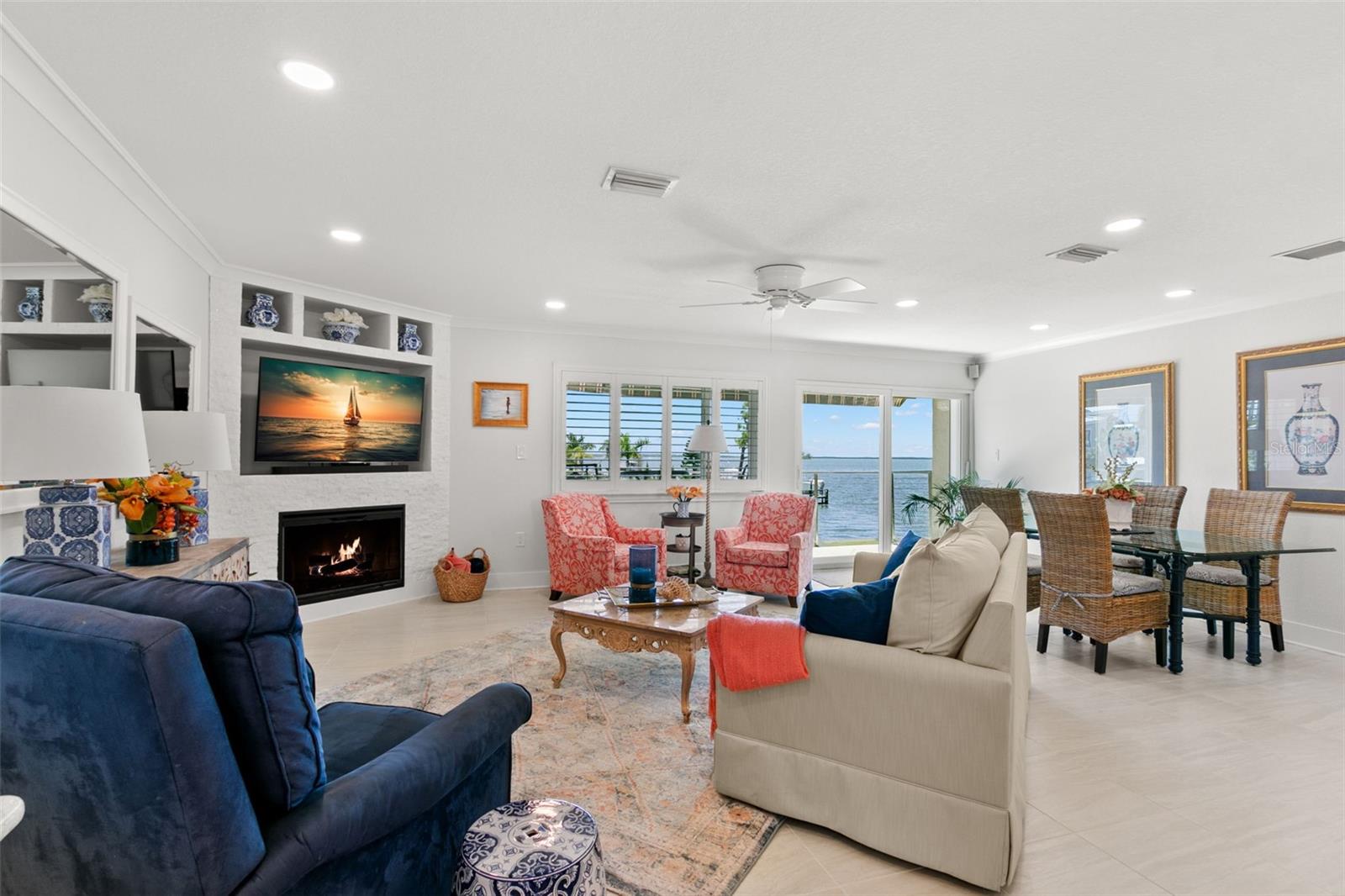 Image 3 of 40 For 433 Paula Drive 31