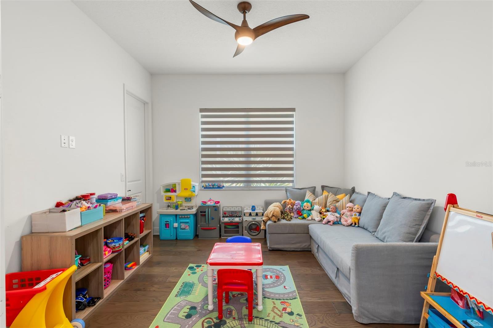 Image 32 of 73 For 31275 Spruceberry Court