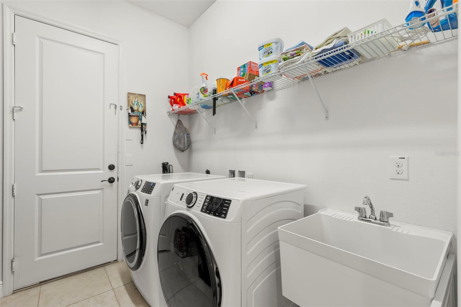 Image 33 of 73 For 31275 Spruceberry Court