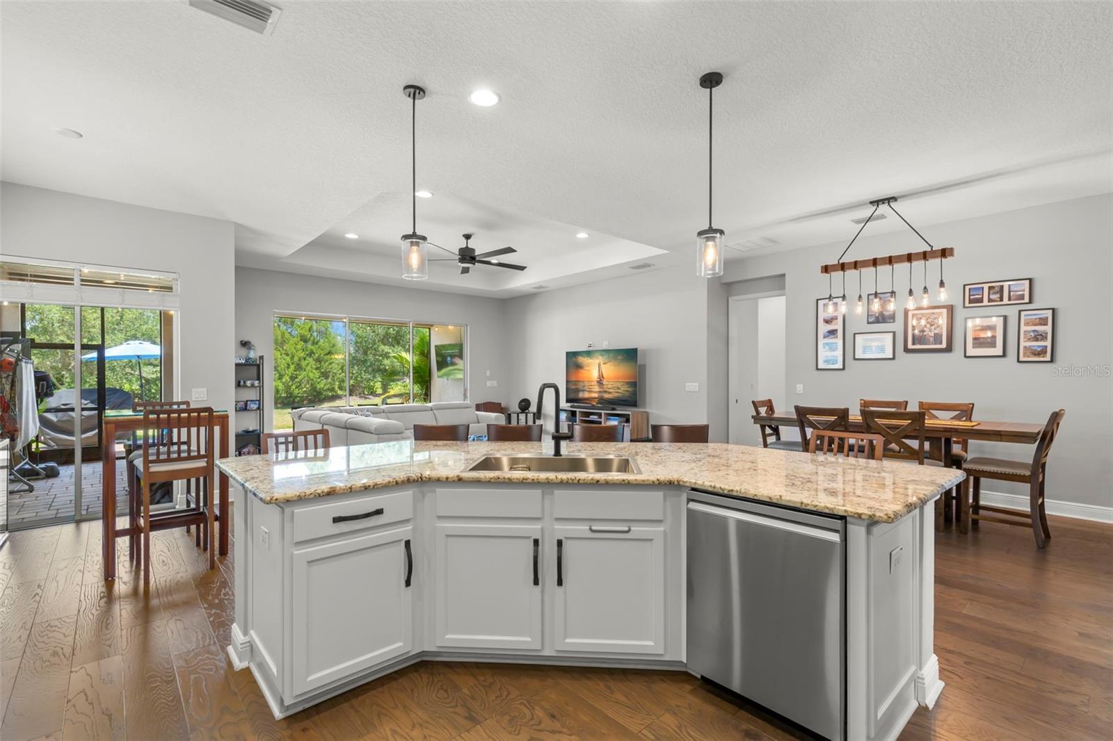 Image 8 of 73 For 31275 Spruceberry Court