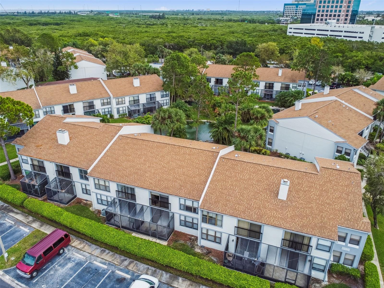 Image 4 of 32 For 1967 Cormorant Court 515