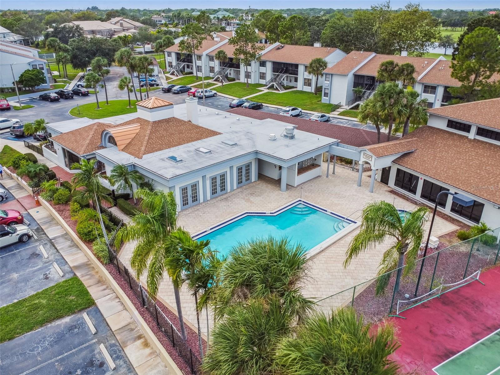 Image 7 of 32 For 1967 Cormorant Court 515