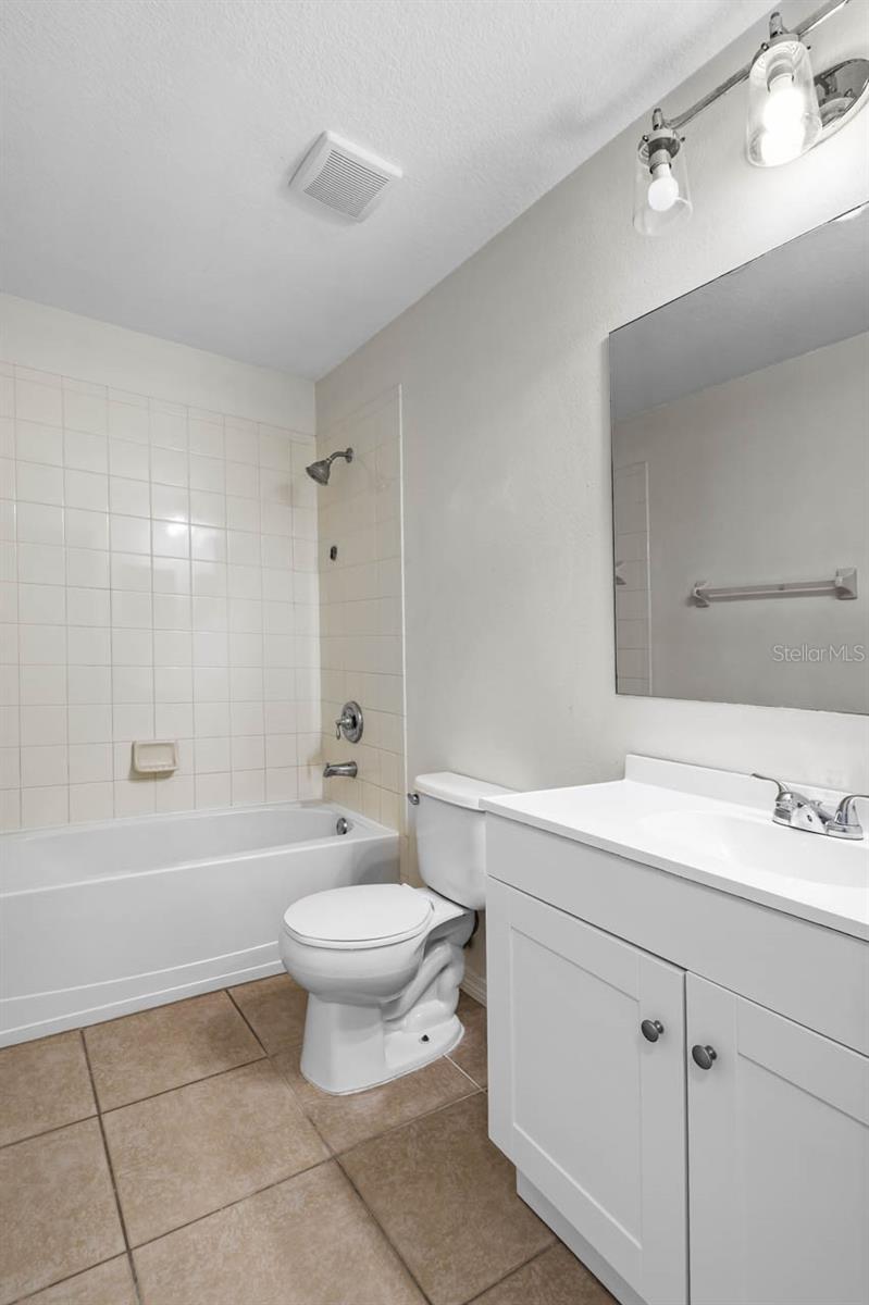 Image 17 of 26 For 946 Seminole Sky Drive