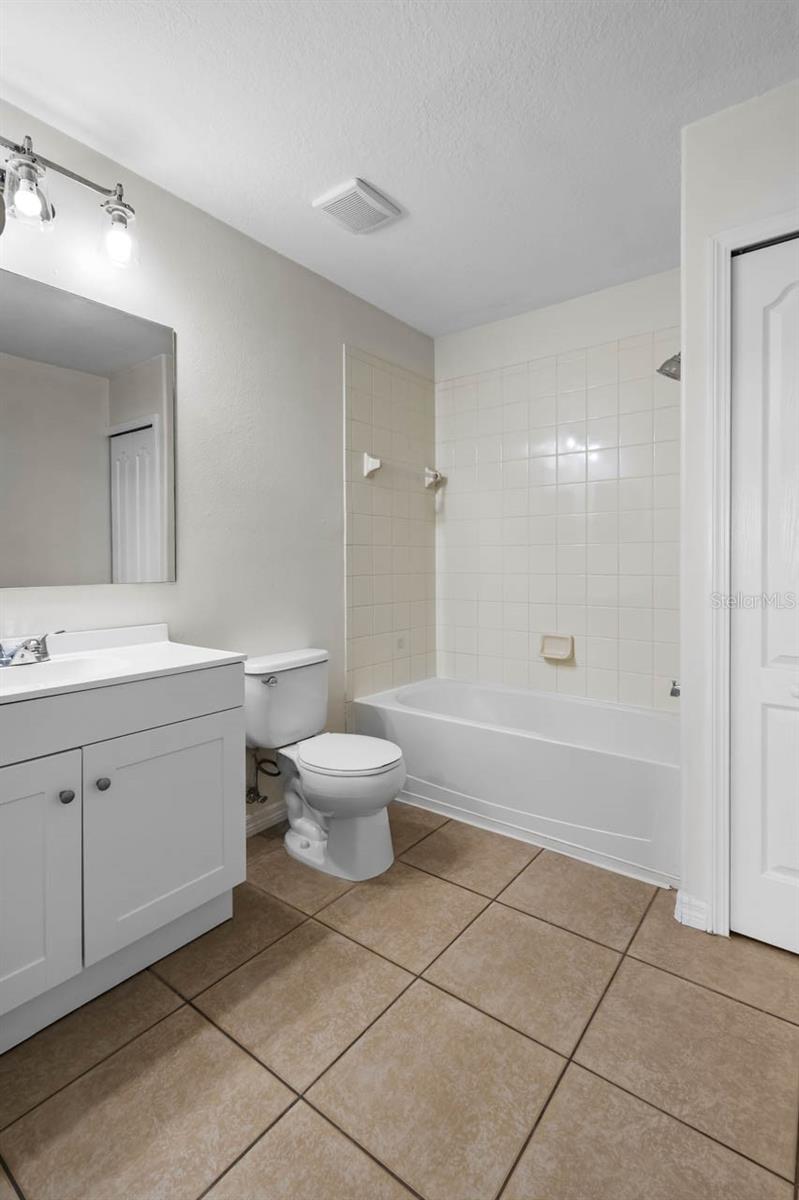 Image 20 of 26 For 946 Seminole Sky Drive