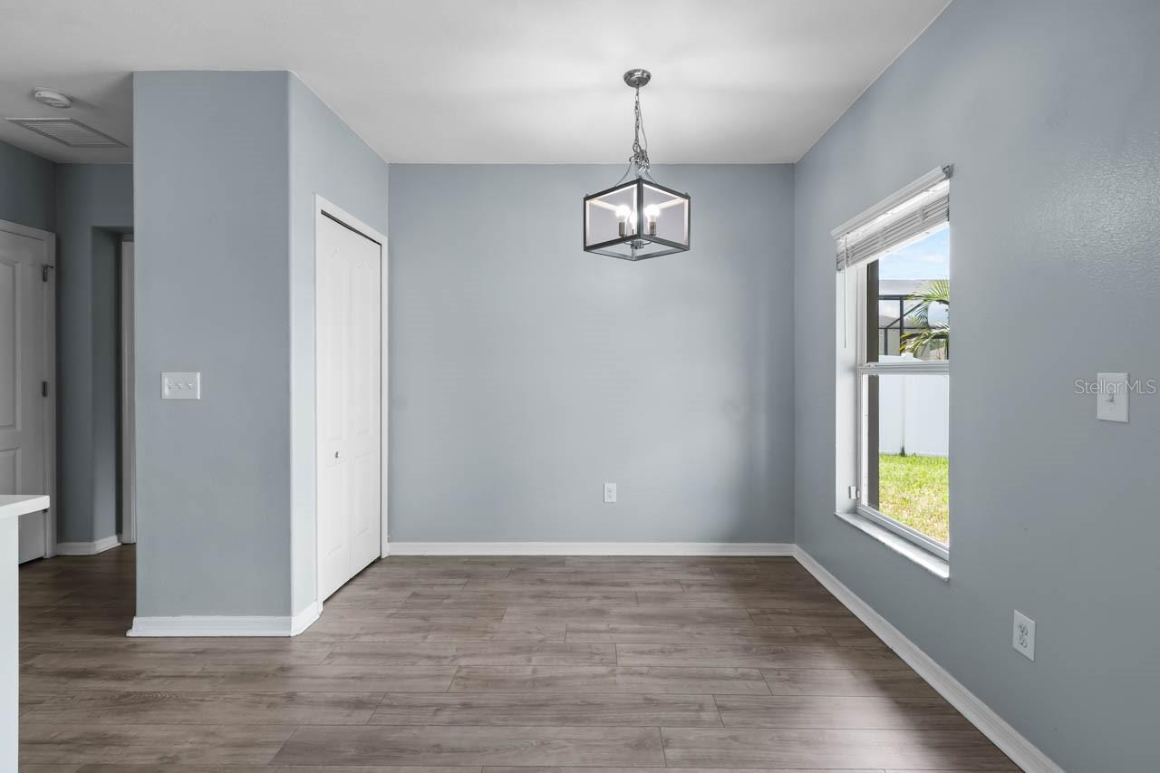 Image 6 of 26 For 946 Seminole Sky Drive