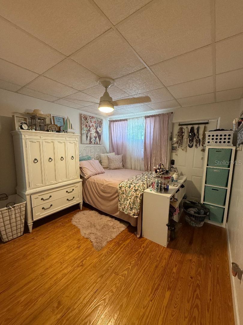 Image 17 of 27 For 5860 43rd Terrace N 1518