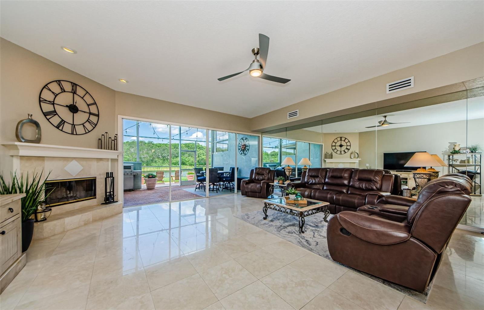 Image 10 of 57 For 1710 Lago Vista Boulevard