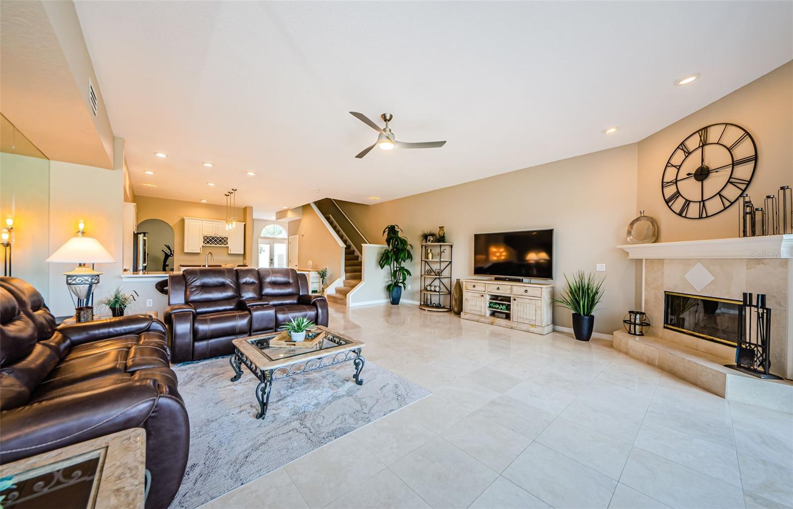 Image 12 of 57 For 1710 Lago Vista Boulevard