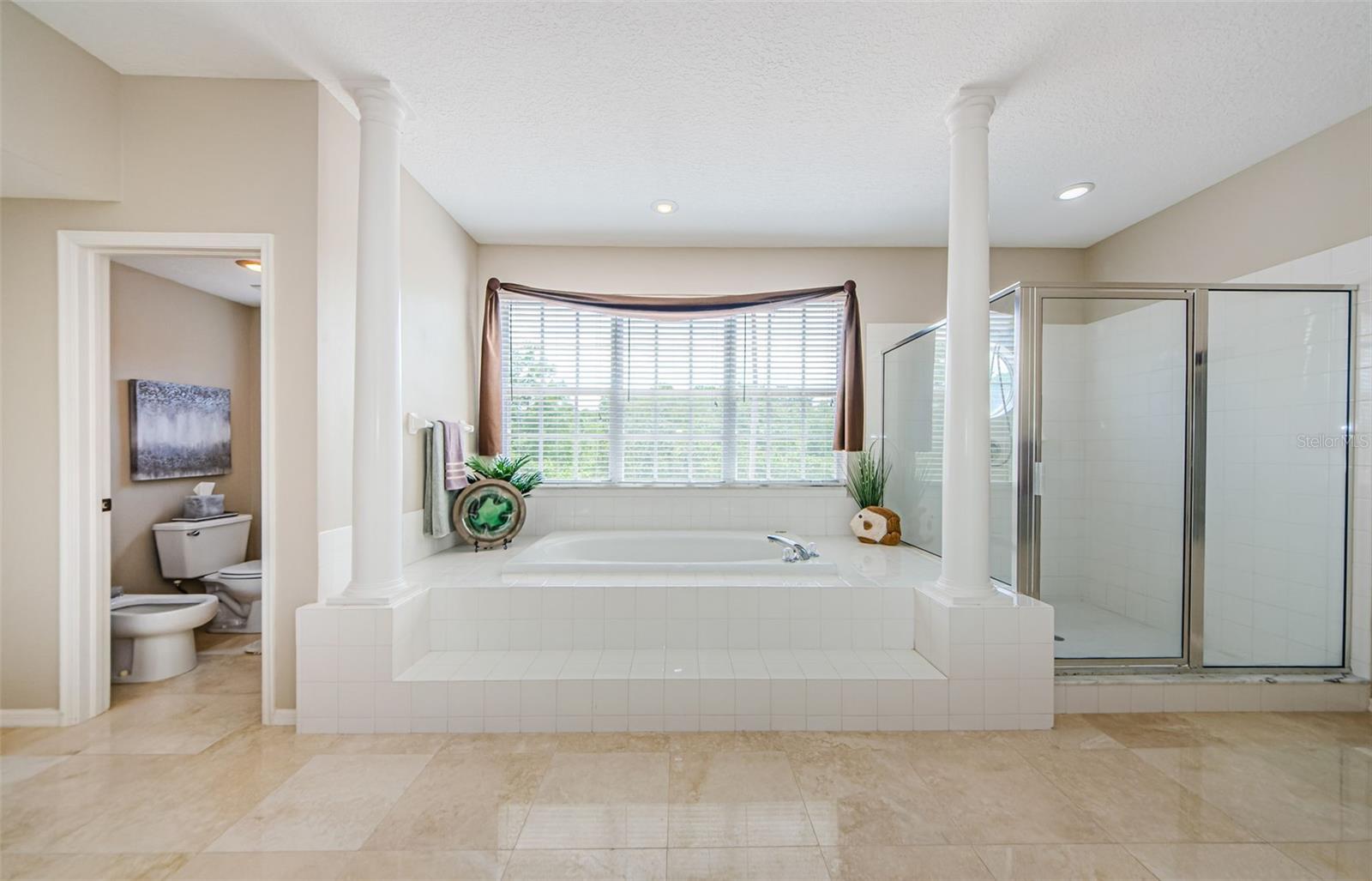 Image 34 of 57 For 1710 Lago Vista Boulevard