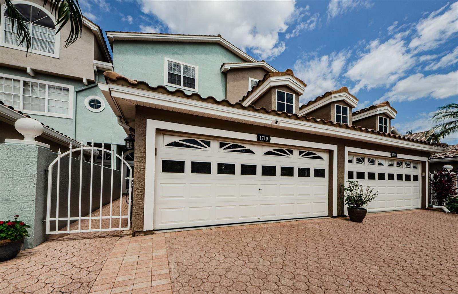 Image 4 of 57 For 1710 Lago Vista Boulevard