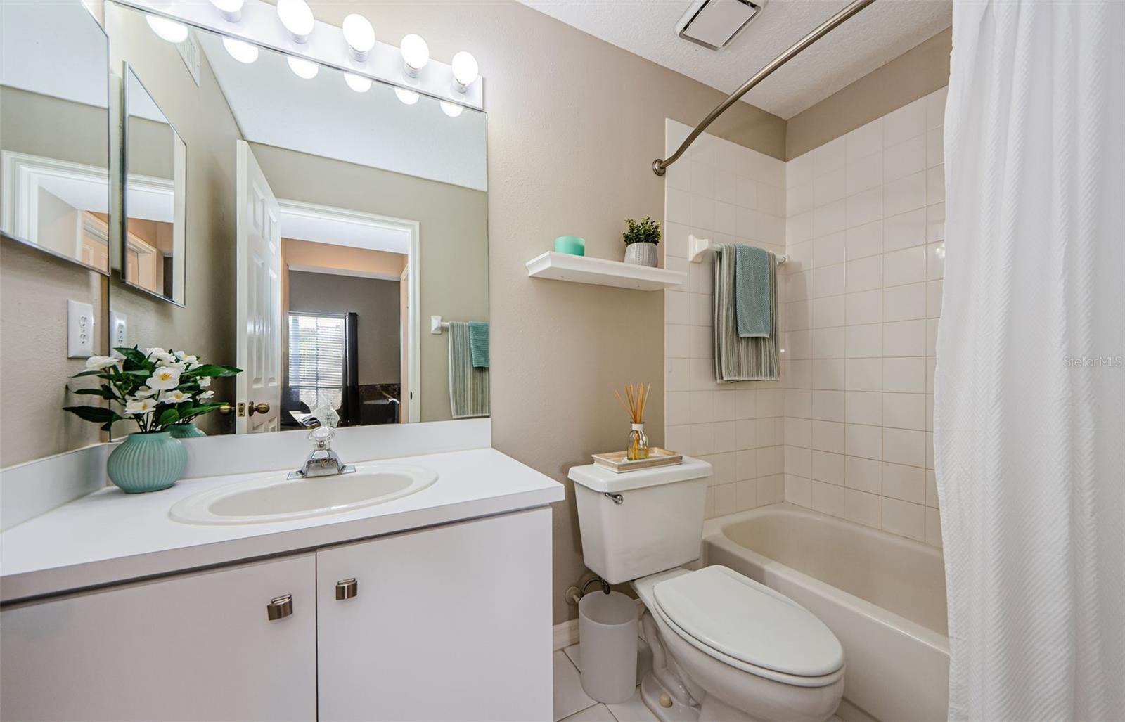 Image 44 of 57 For 1710 Lago Vista Boulevard