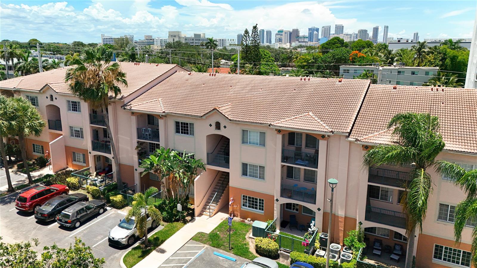 Details for 2015 10th Avenue 123, FORT LAUDERDALE, FL 33316