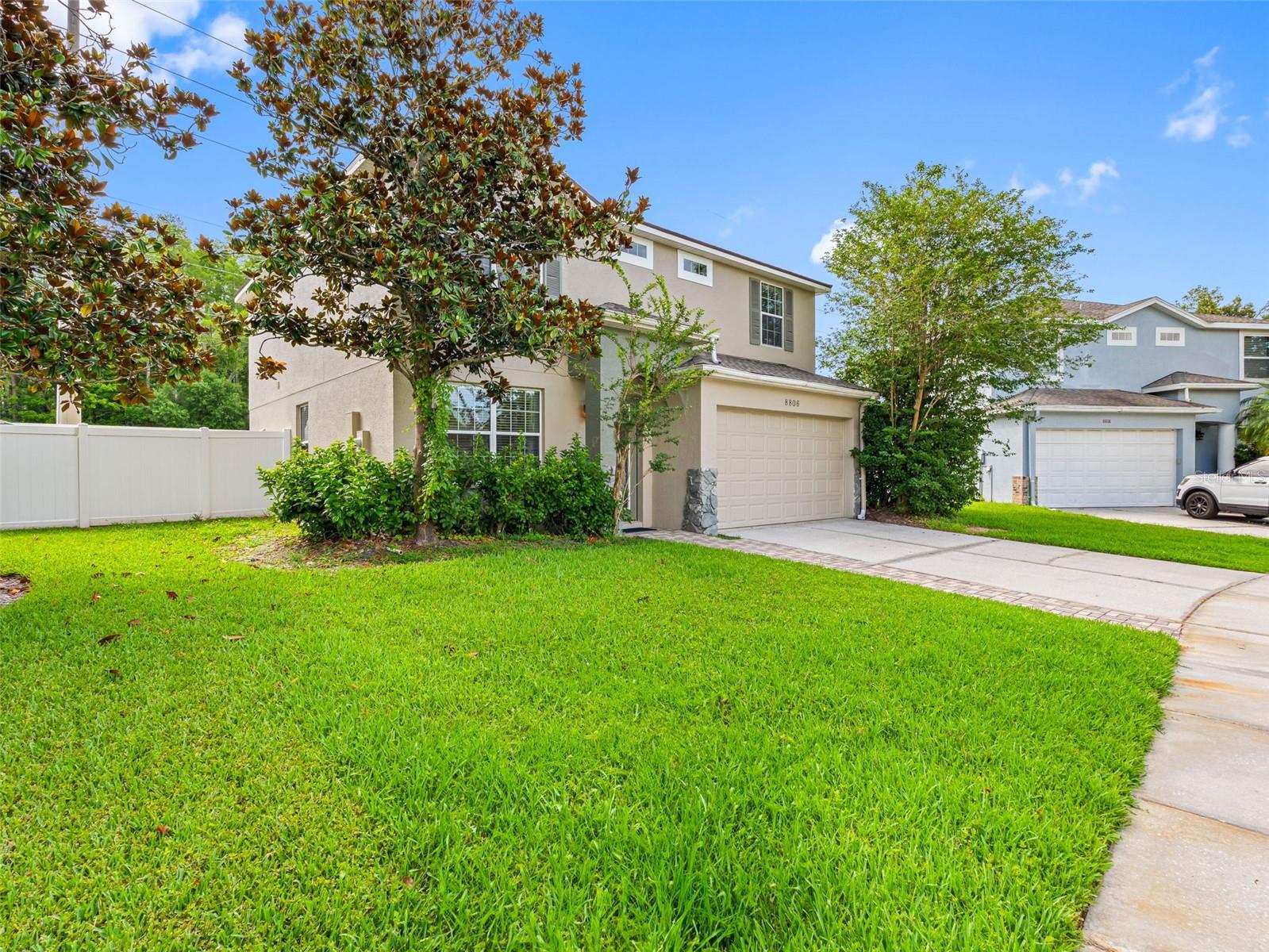 Listing photo id 35 for 8806 Bayaud Drive