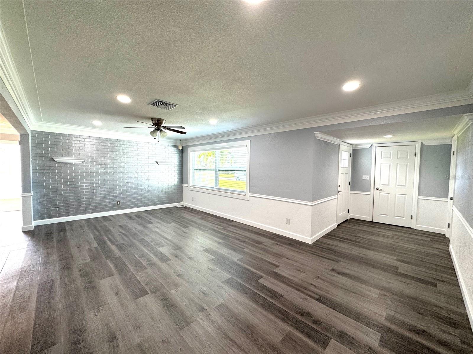 Image 2 of 21 For 6723 16th Avenue N