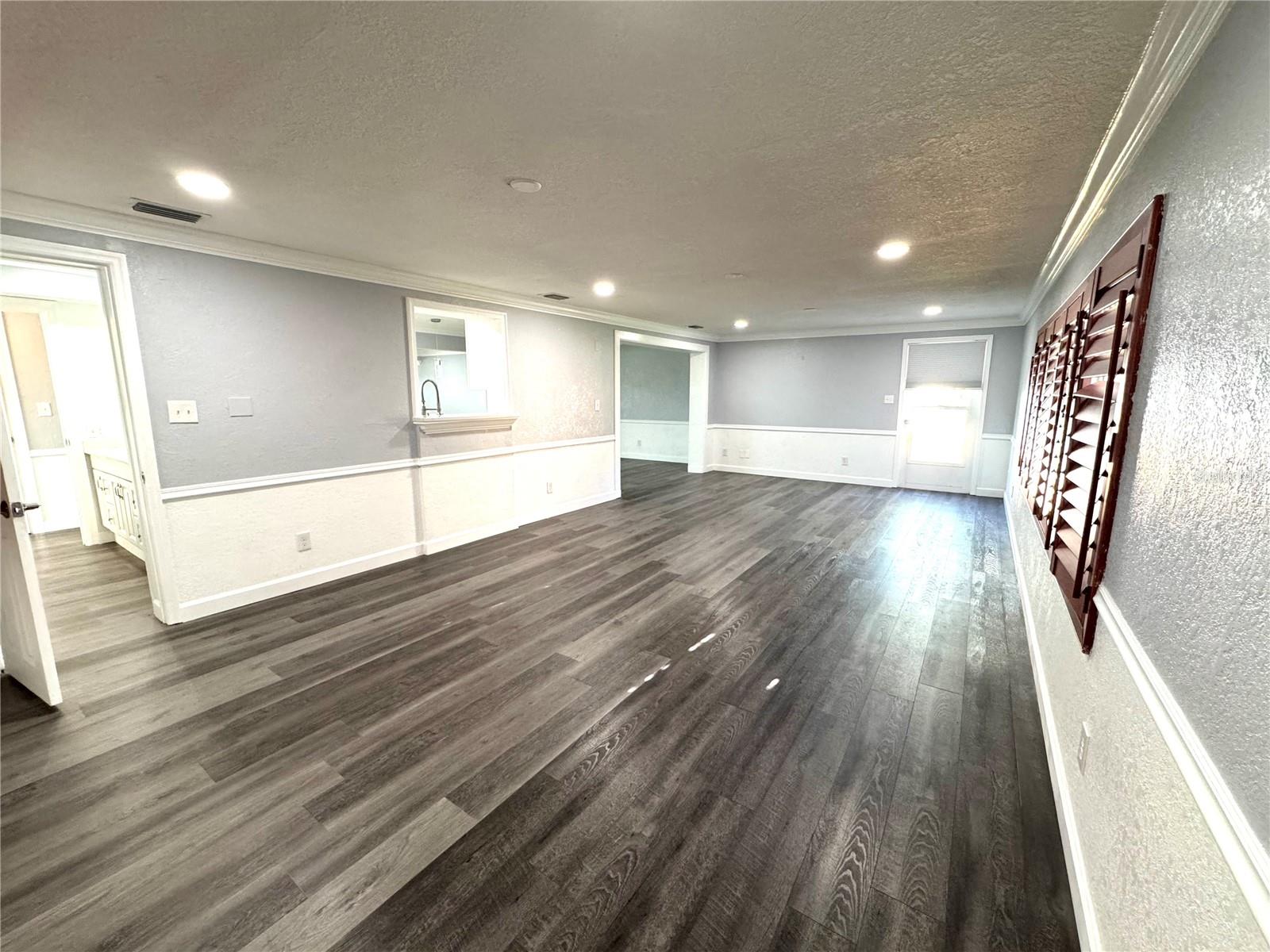 Image 9 of 21 For 6723 16th Avenue N