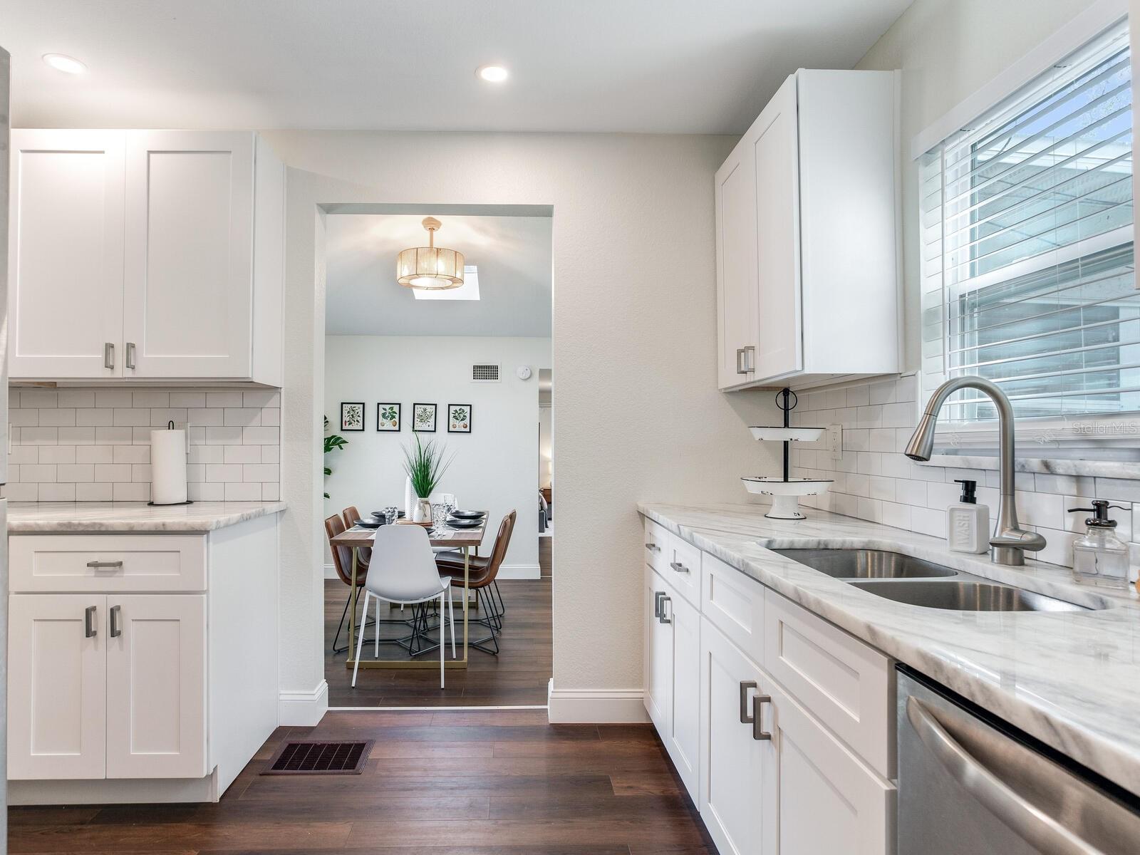 Image 11 of 47 For 1243 55th Avenue N