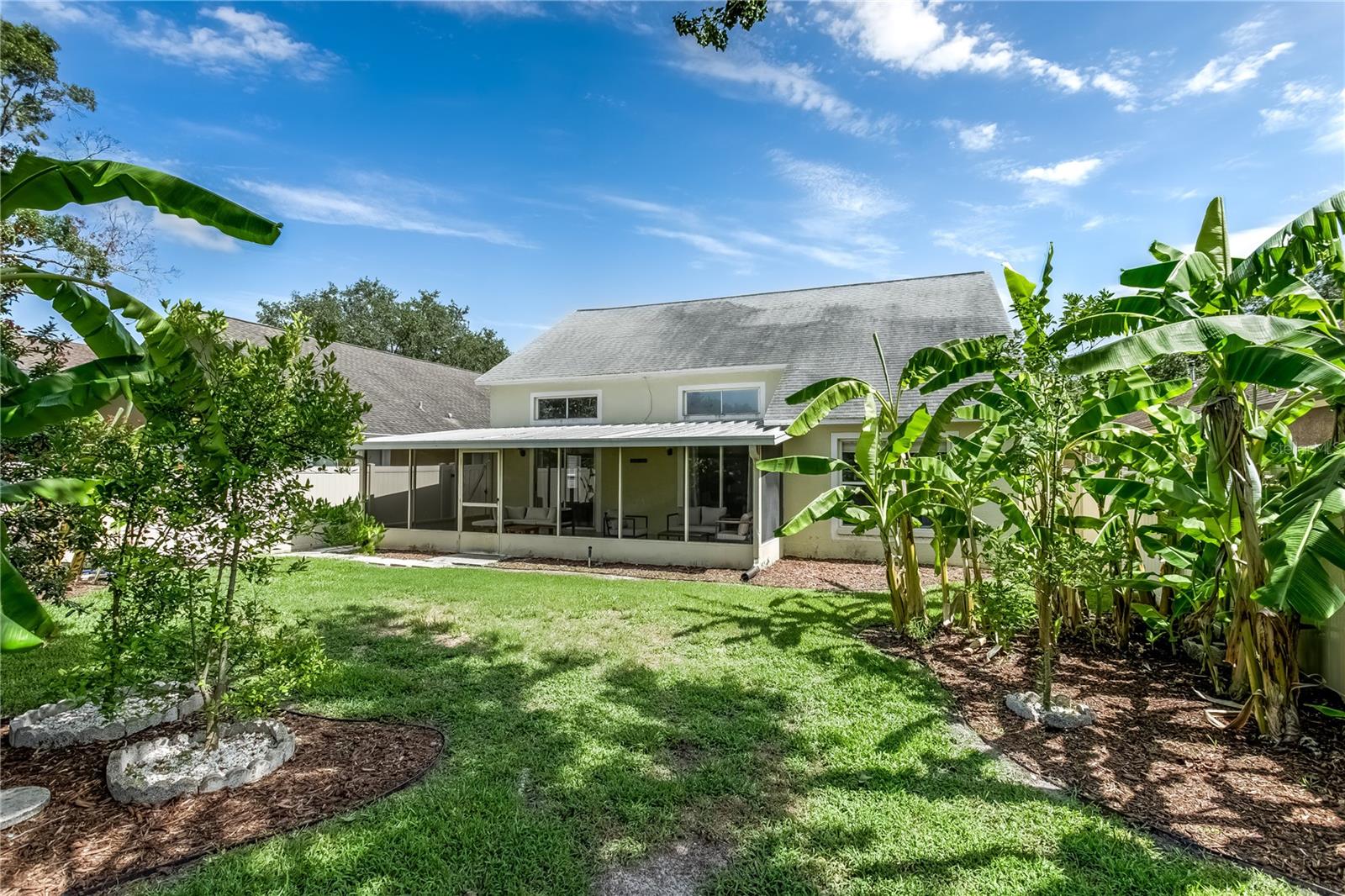 Image 16 of 27 For 12335 Glenfield Avenue