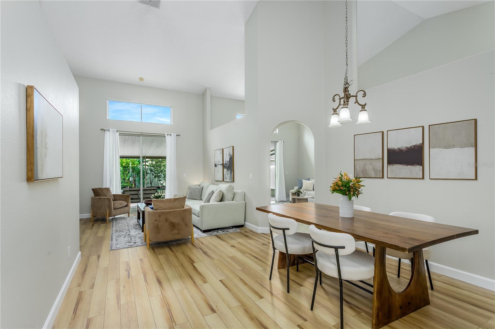 Image 3 of 27 For 12335 Glenfield Avenue