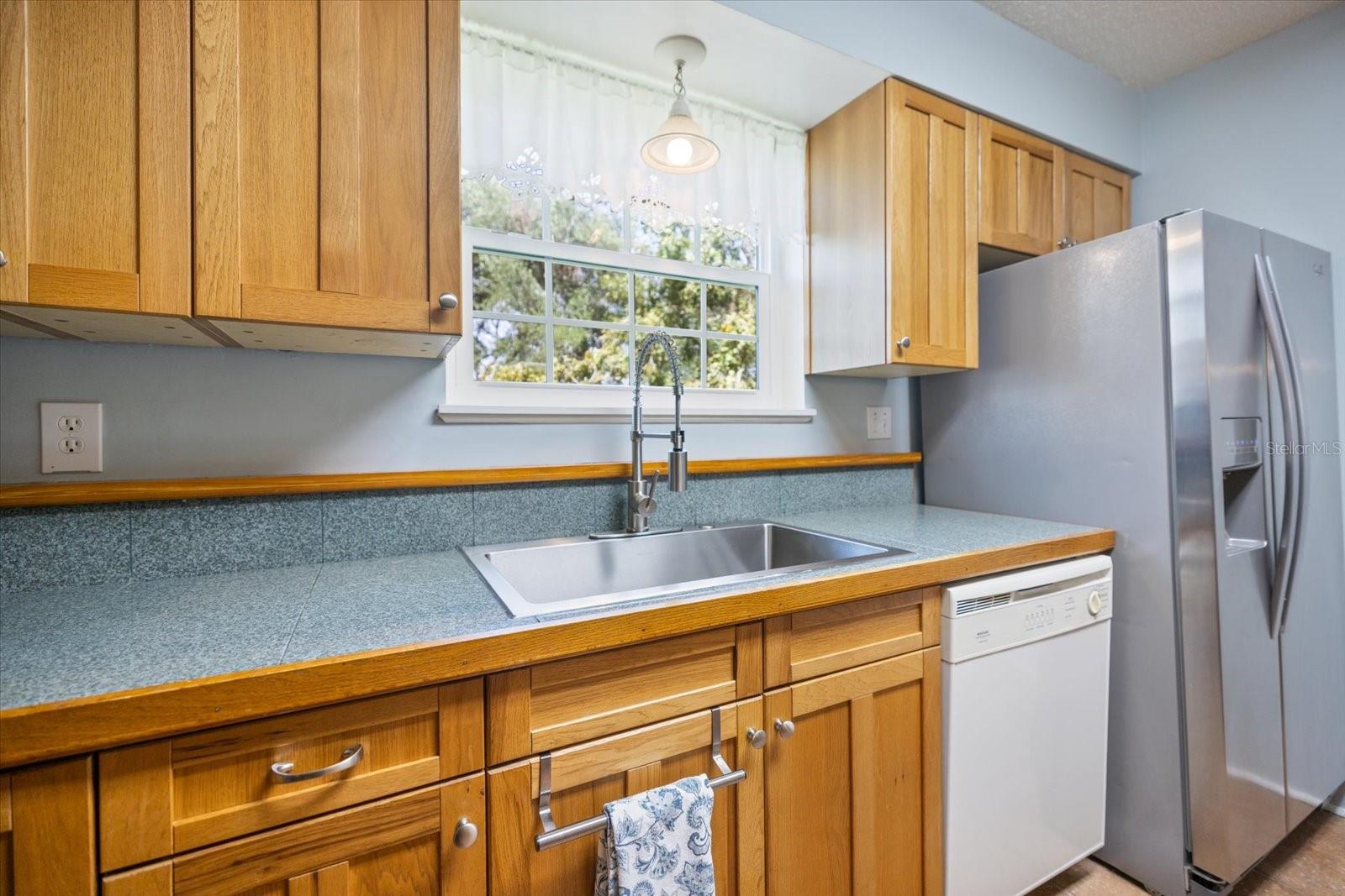 Image 4 of 23 For 3585 41st Terrace S 227