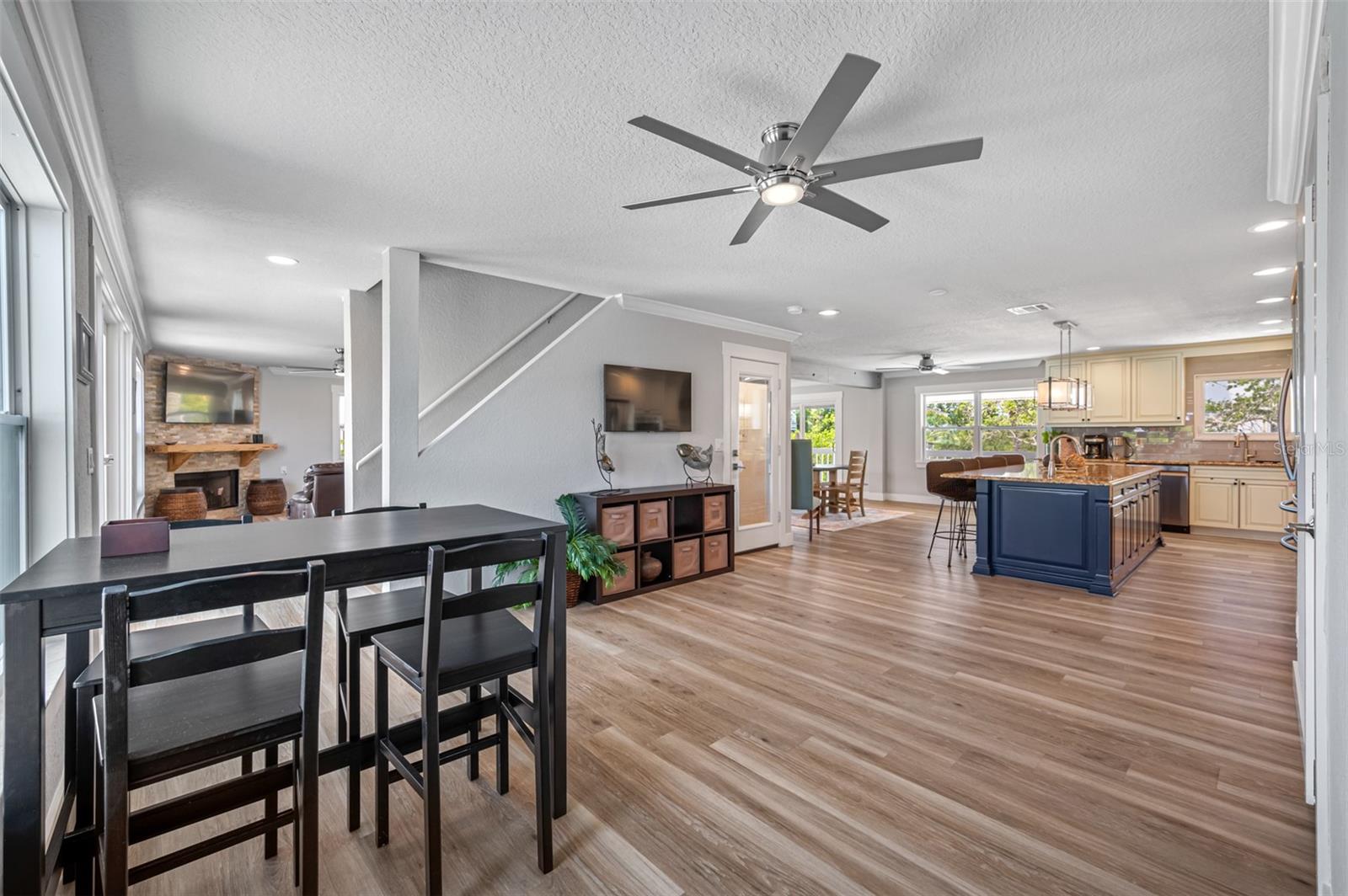 Image 11 of 80 For 601 & 605 2nd Street