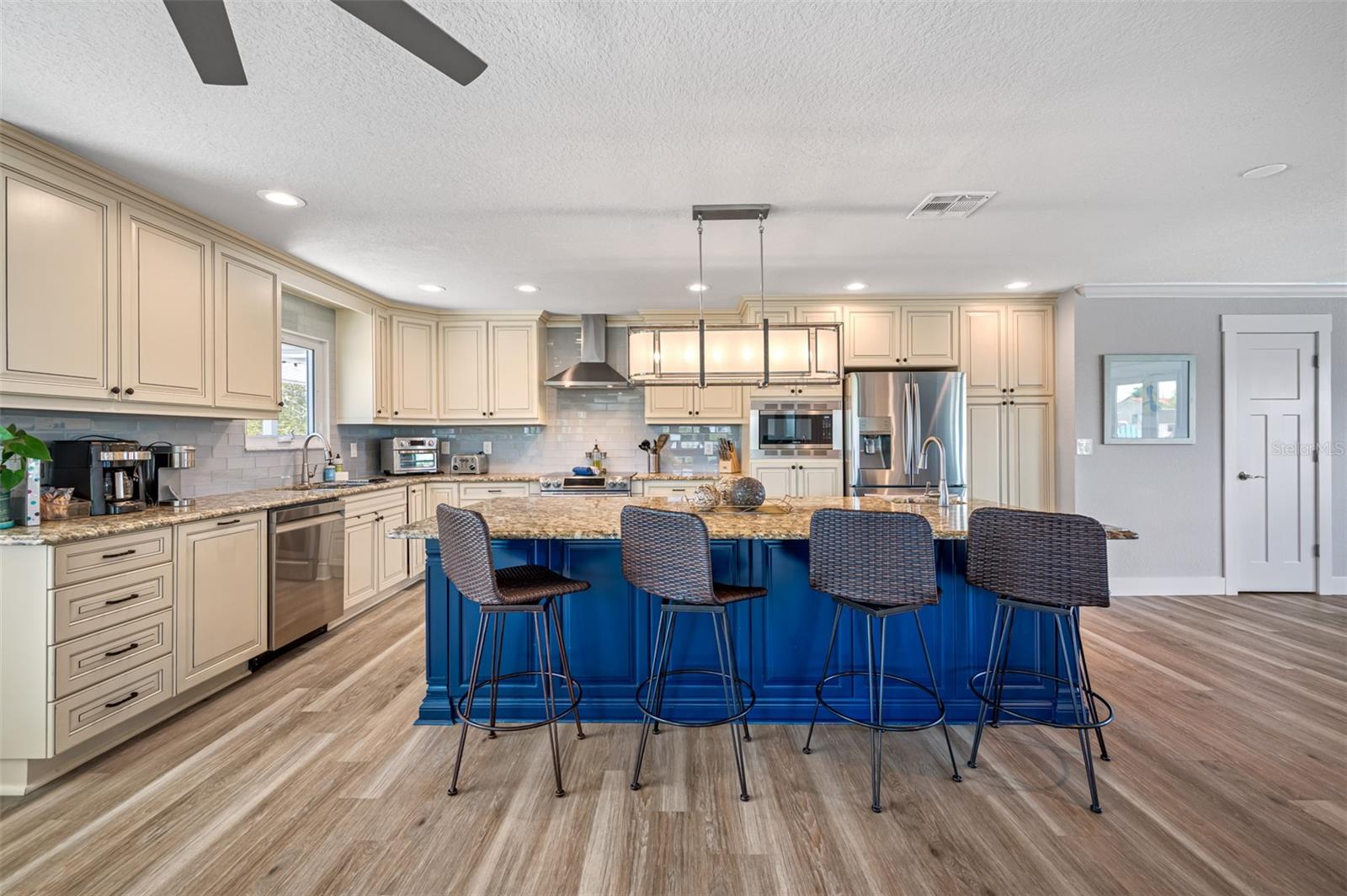 Image 13 of 80 For 601 & 605 2nd Street