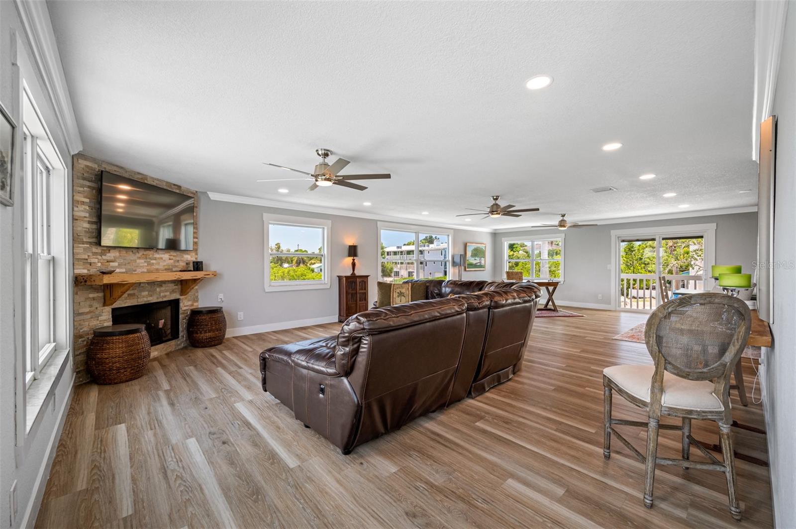 Image 21 of 80 For 601 & 605 2nd Street