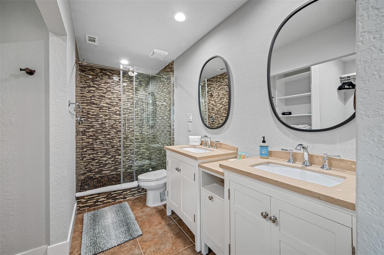 Image 43 of 80 For 601 & 605 2nd Street