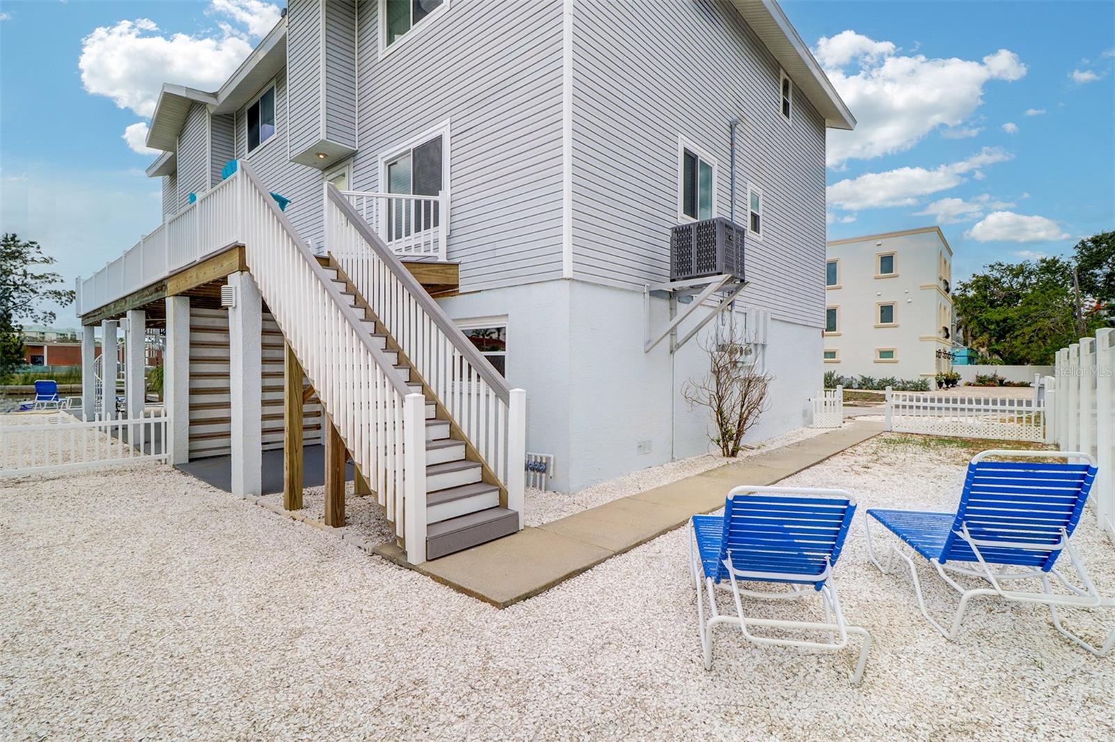 Image 46 of 80 For 601 & 605 2nd Street